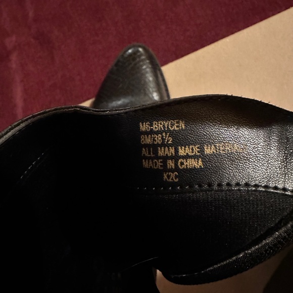 Mix No. 6 Black Western Ankle Booties with Textured Toe - Picture 3 of 3